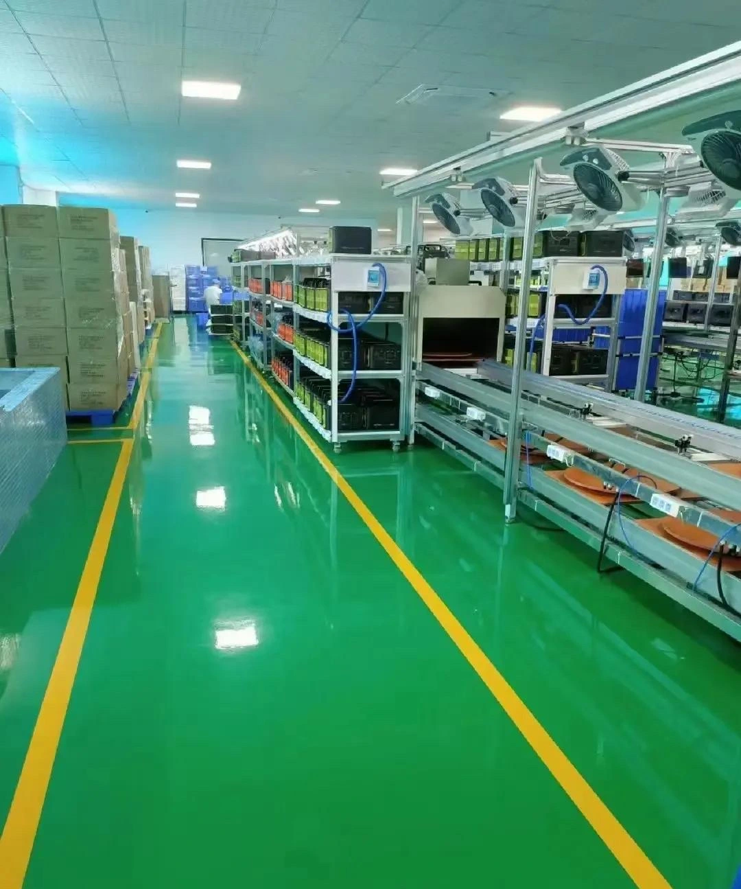 The Science Behind Epoxy Floor Paint Why It Works So Well in Warehouses